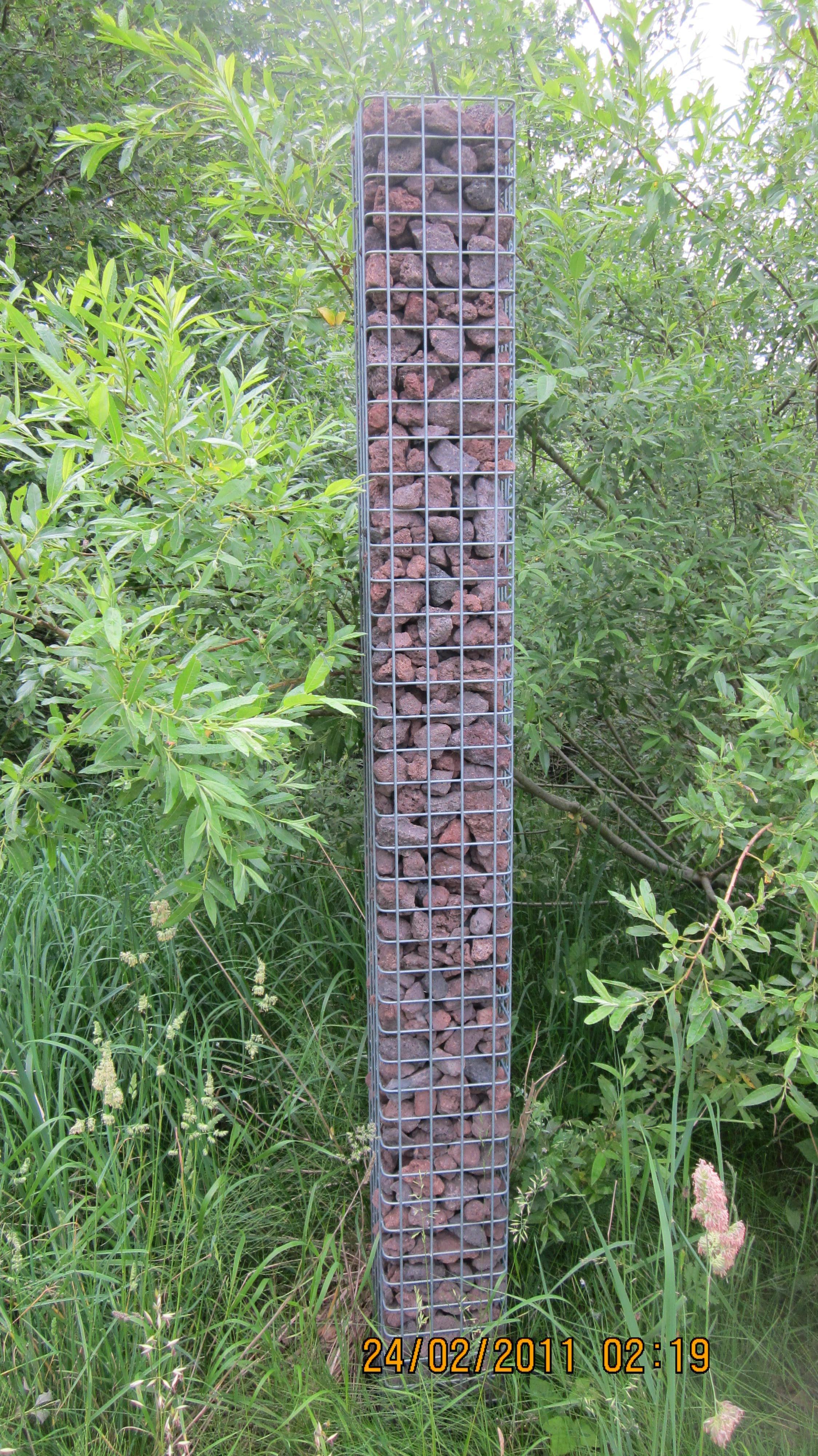 Gabion column 17 x 17 cm, MW 5 x 5 cm square